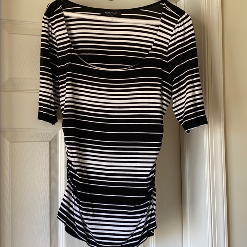 White House / Black Market top size medium